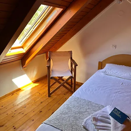 Casa Ero アルゴストリオン